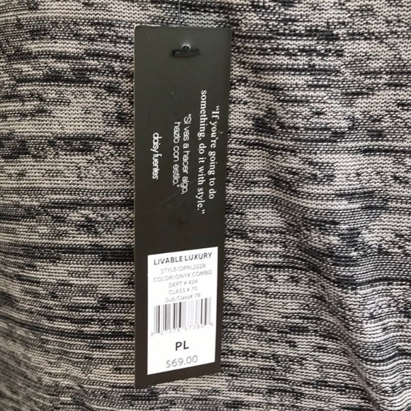 Daisy Fuentes Onyx Sweater Dress Size LP - Picture 7 of 7